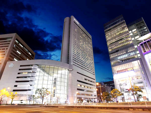 ヒルトン大阪／大阪府大阪市北区梅田１丁目８−８